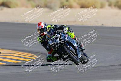 media/Oct-08-2022-SoCal Trackdays (Sat) [[1fc3beec89]]/Turn 10 (945am)/